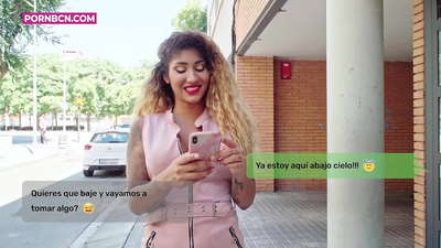 Nezvesta žena, ki bo trdo zajebala svojega mladega ljubimca, medtem ko njen mož dela. Latinoameričanka s prsmi in veliko ritjo. Venera Afrodita.